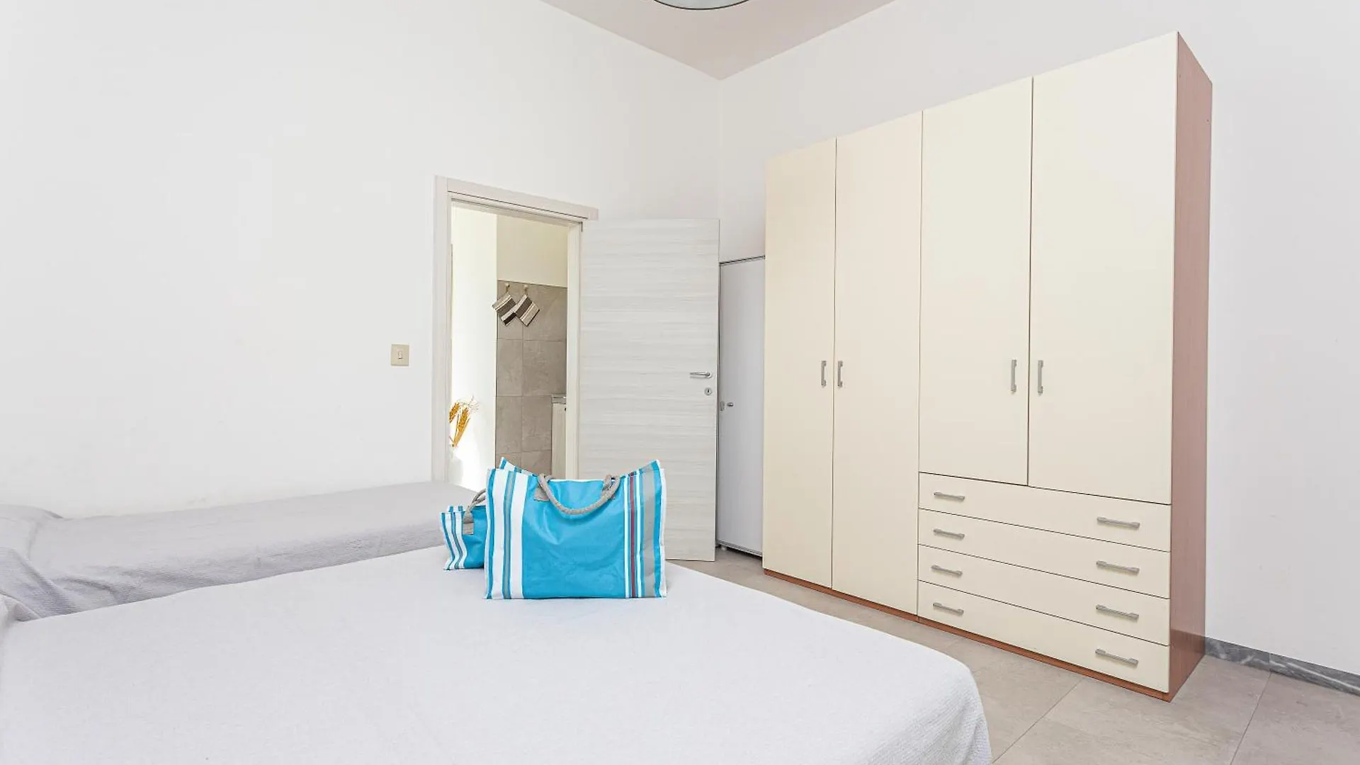 Nicola House Lägenhet Cervia Italien