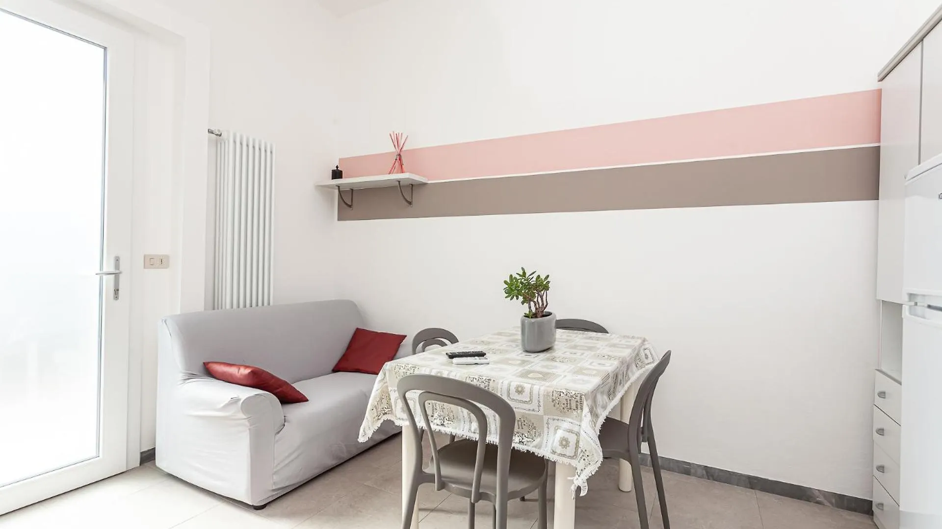 Nicola House Lägenhet Cervia