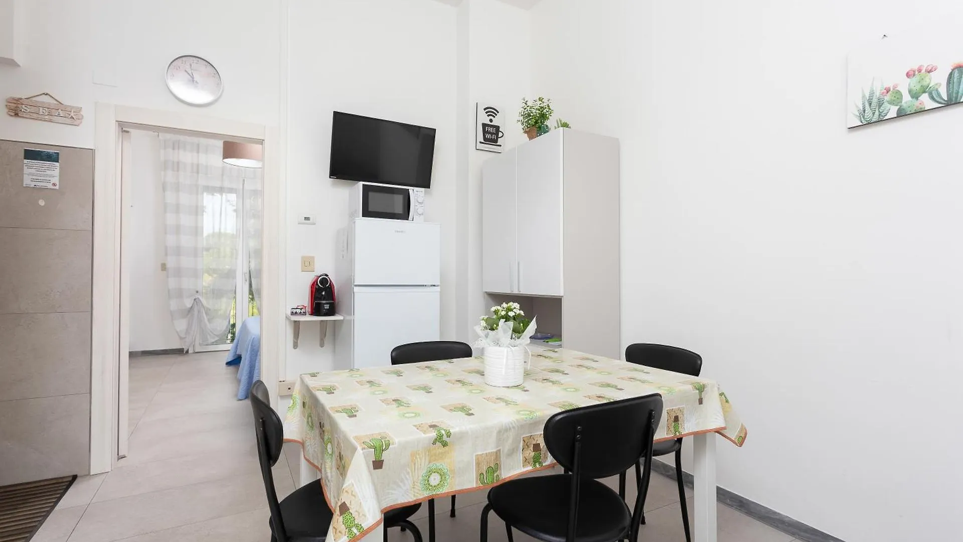 Nicola House Lägenhet Cervia