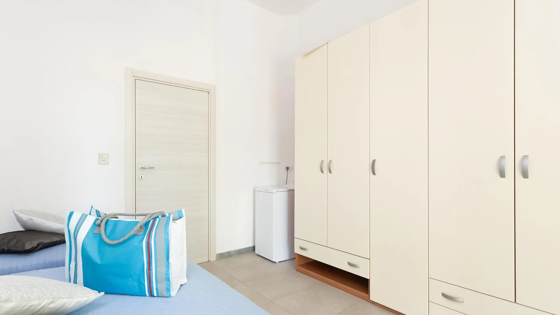 Nicola House Lägenhet Cervia Italien